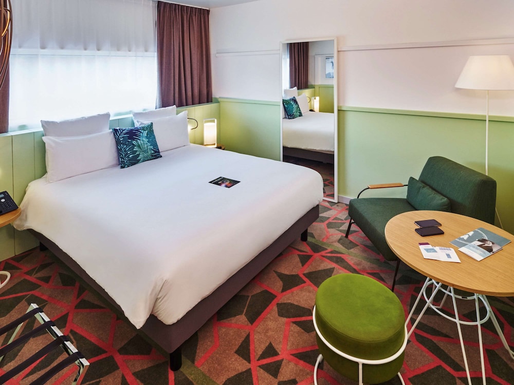 Mercure Paris Orly Tech Airport 29/78
