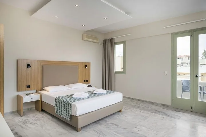 Metropol Sea Golden Bay 8/57