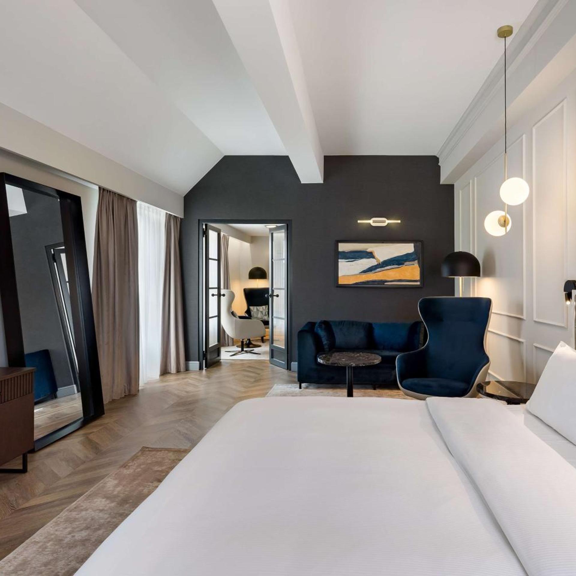Junior Suite, Executive Level