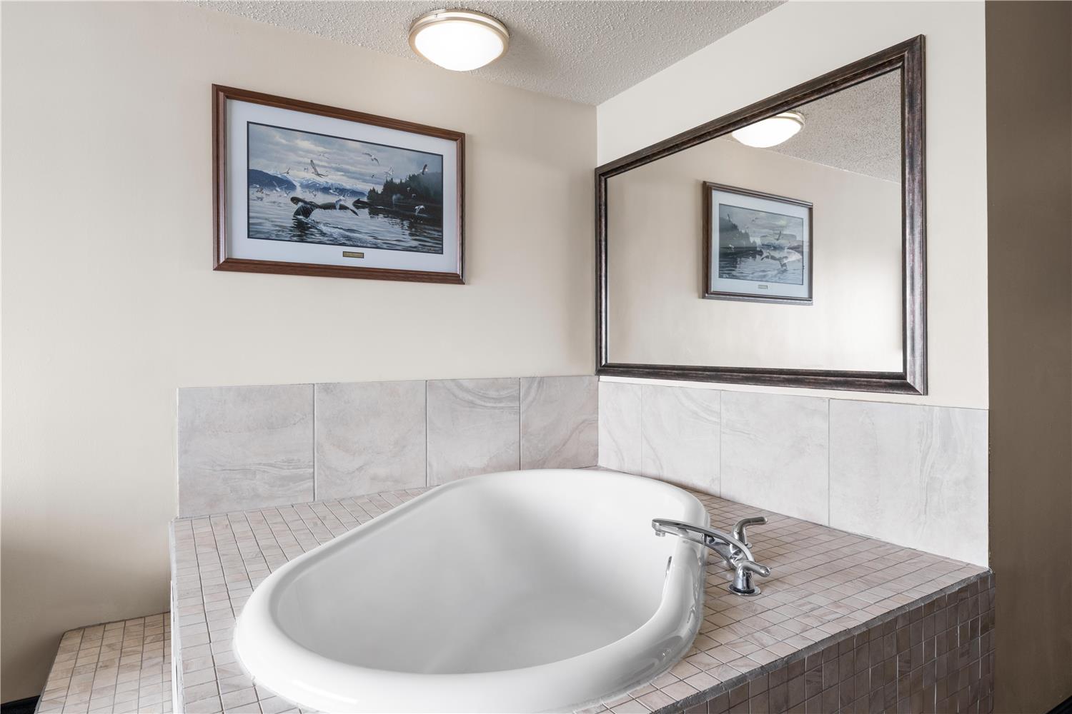 Best Western Kodiak Inn 28/29