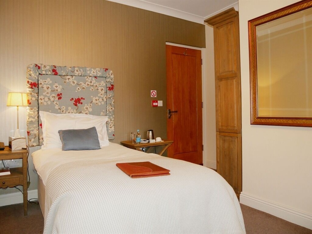 The Angel Hotel 18/50