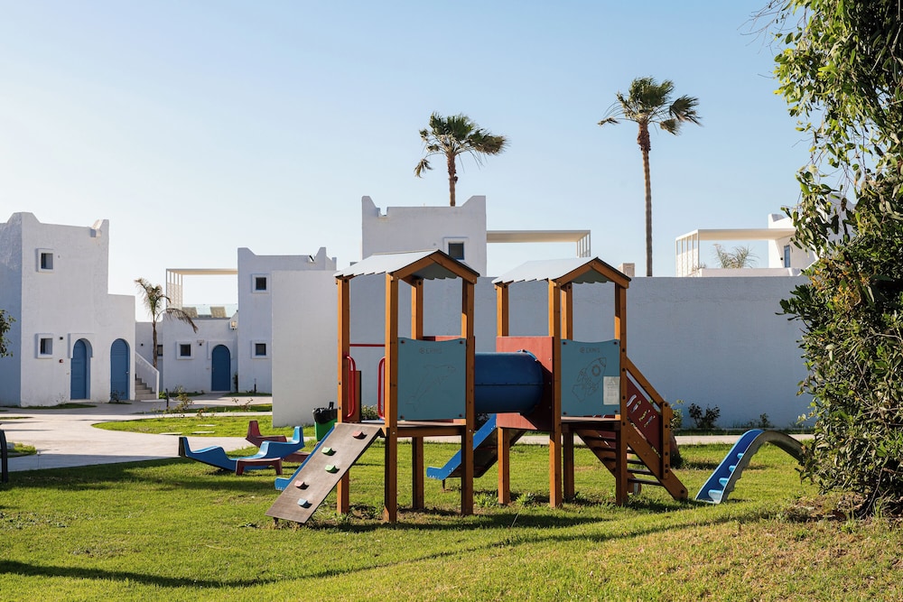Aeolos Beach Hotel 48/57