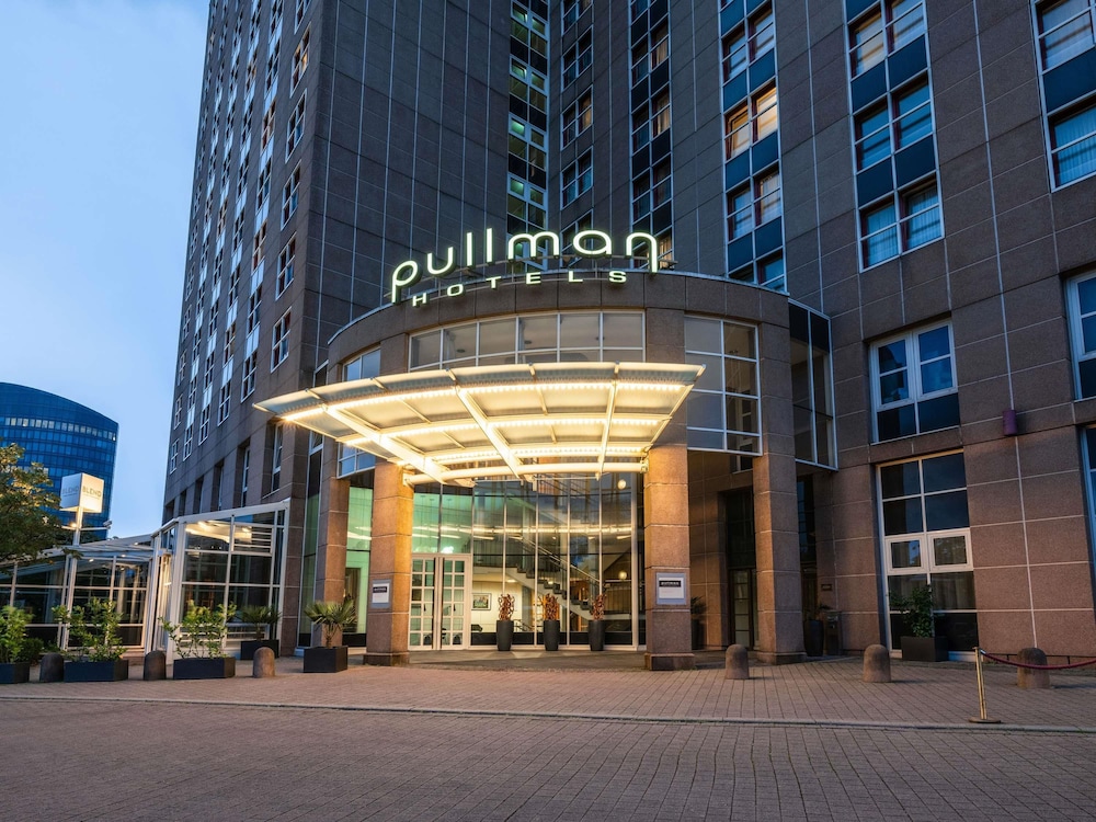 Pullman Stuttgart Fontana 4/72