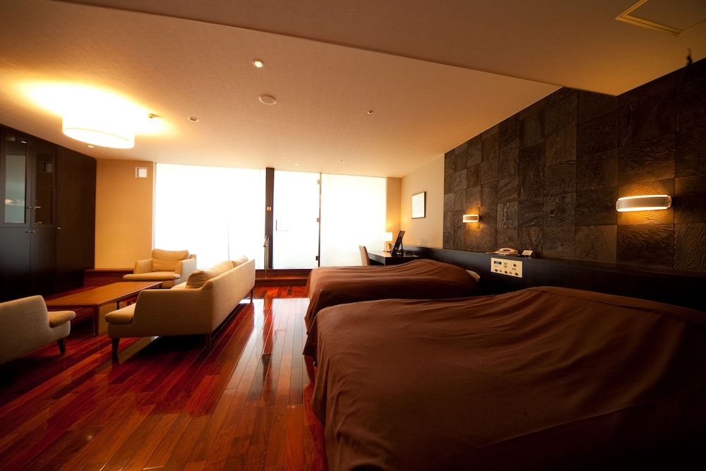Premium, Twin Beds, Hot Tub