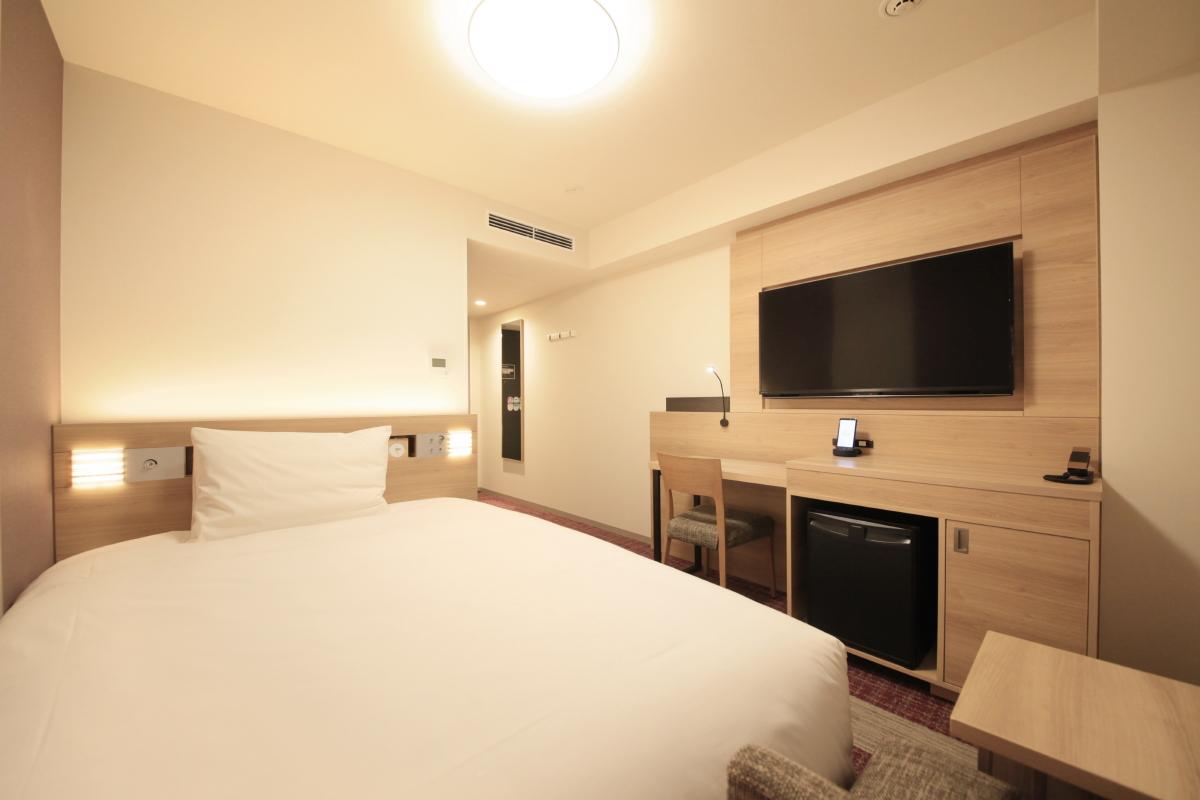 Room, Double Bed, Smoking