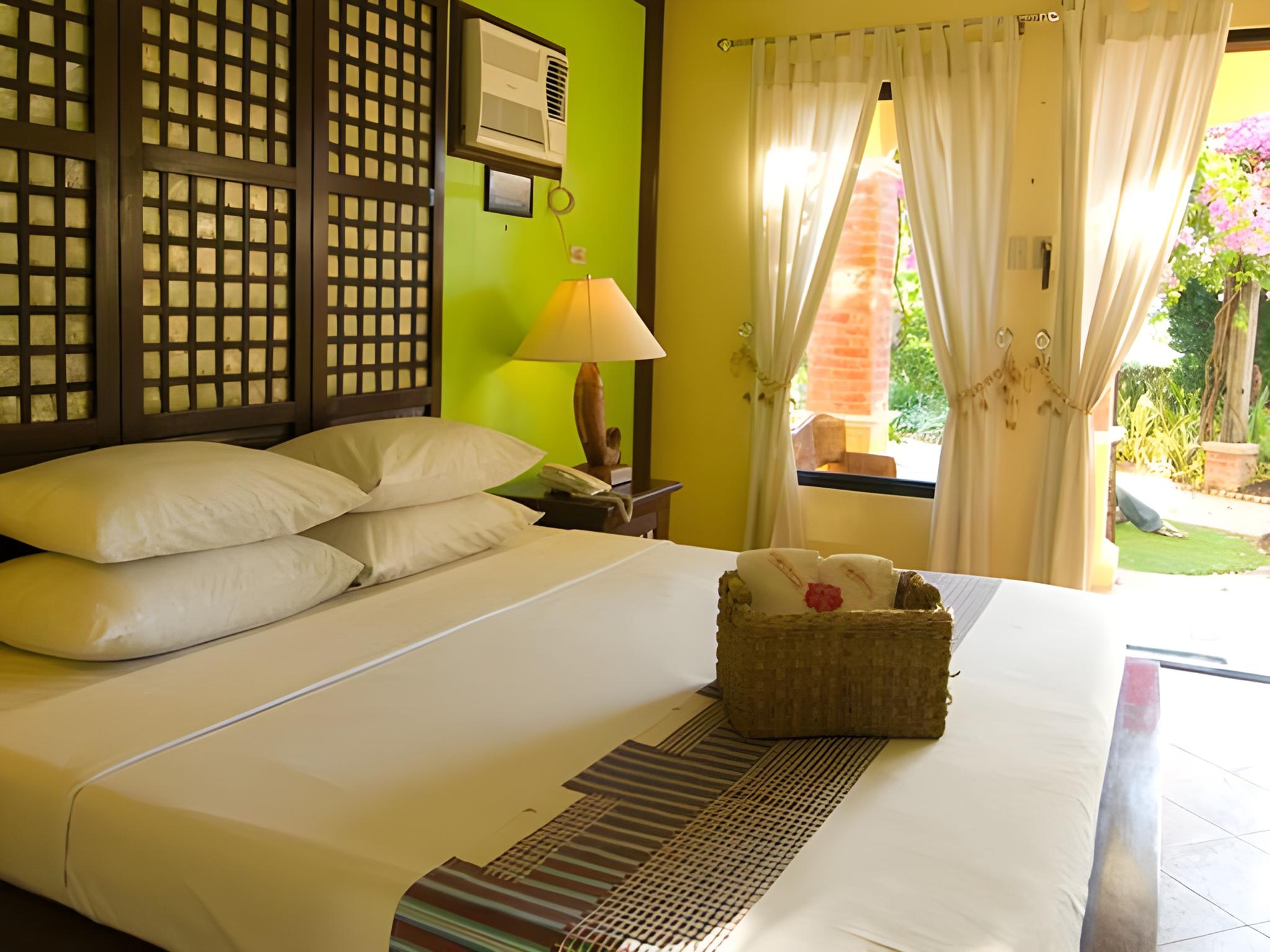 Villa, Mansion، Puerto Del Sol Beach Resort 2/2