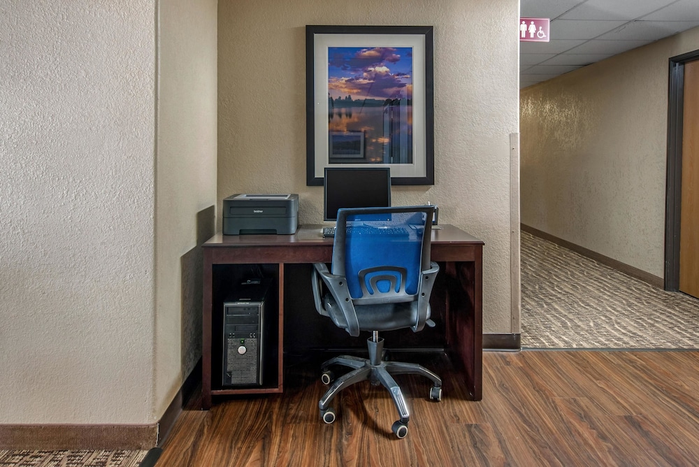 Comfort Inn Denver Southeast Area 30/34