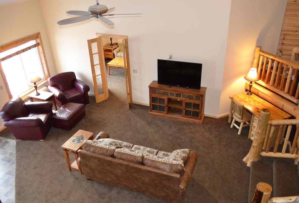 Stafford's Crooked River Lodge & Suites 21/41