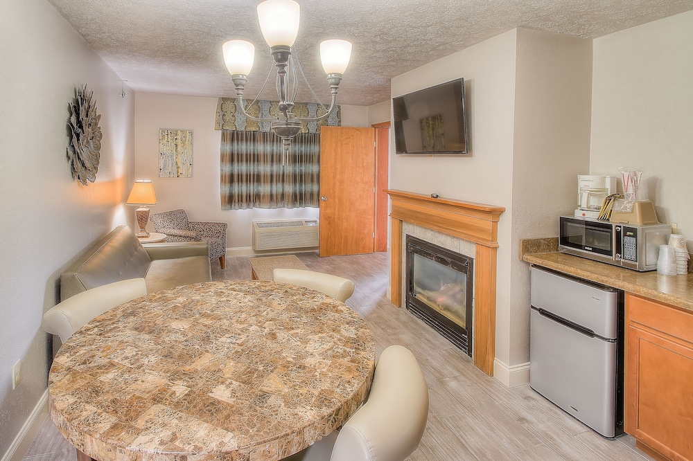 Accommodation By Willow Brook Lodge 20/63