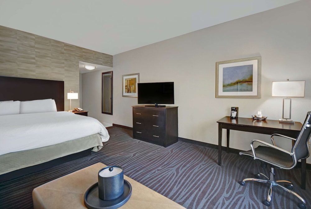 Hampton Inn And Suites Robbinsville 26/57