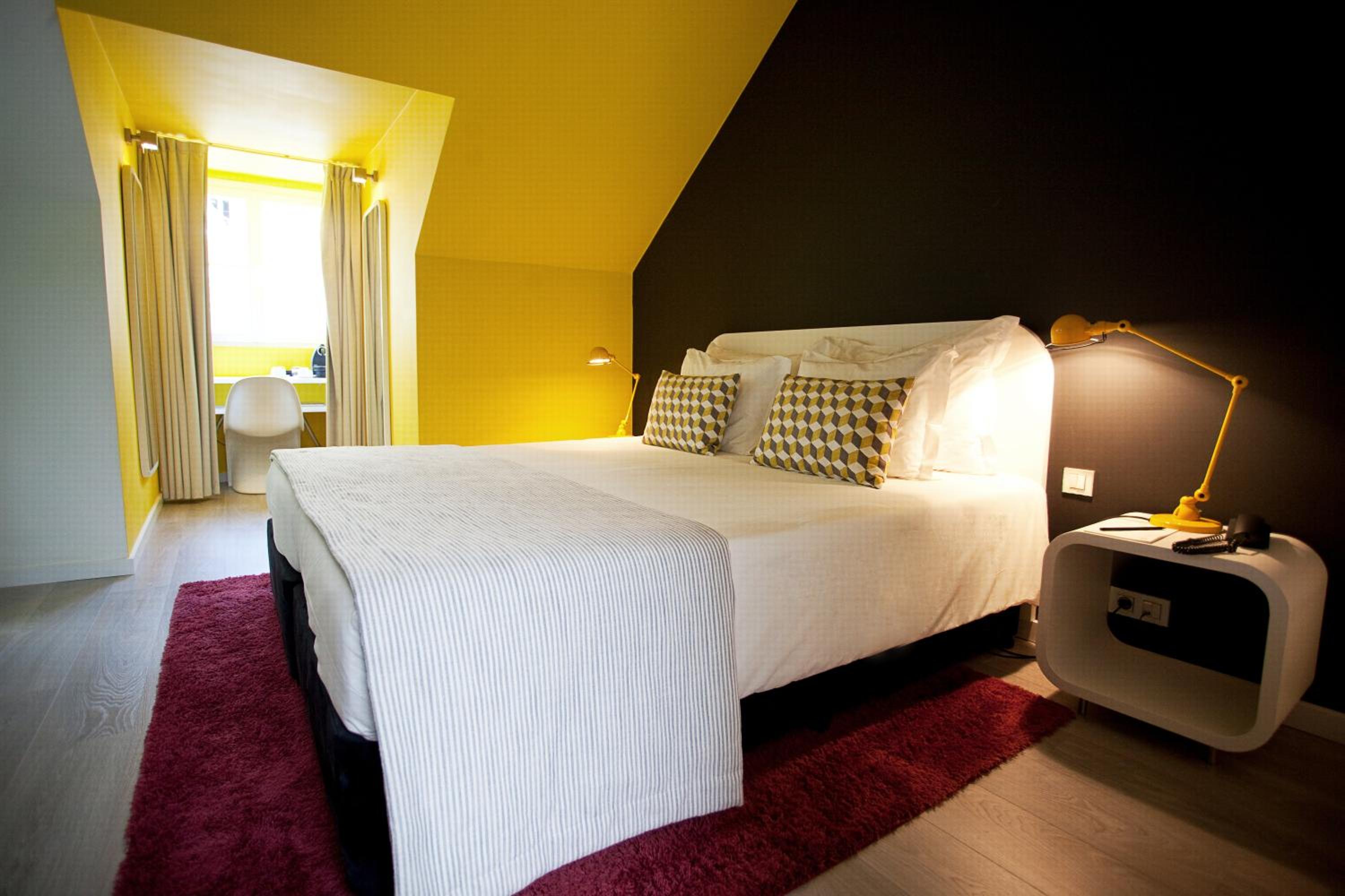 Standard, Double Bed, Street View، Internacional Design Hotel 8/9