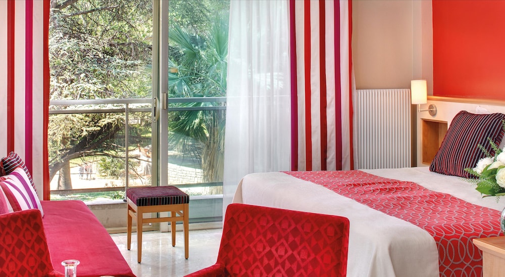 Comfort, City View, The Originals Boutique, Hotel Les Strelitzias, Antibes Juan-Les-Pins 3/6