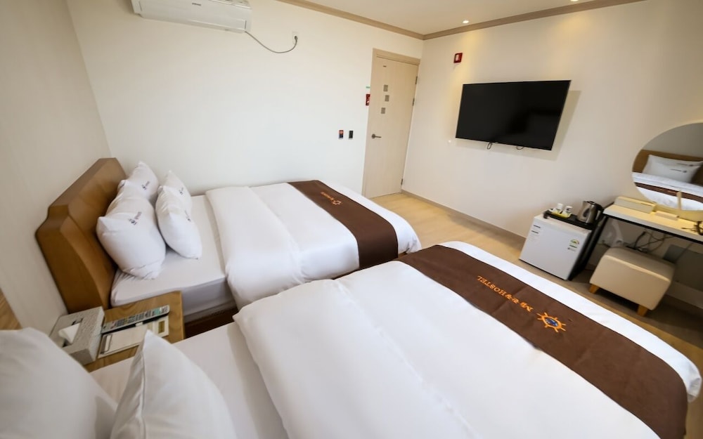 Mj Tour Hostel 22/47