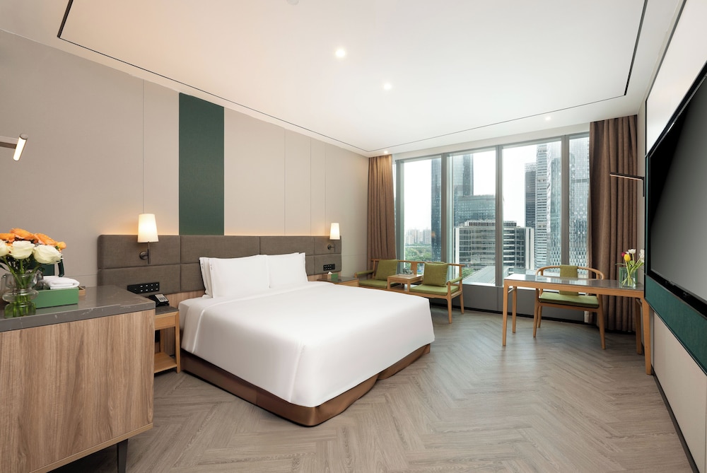Premium, King Bed, Tower View، Holiday Inn Guangzhou Zhujiang New Town By Ihg 7/8