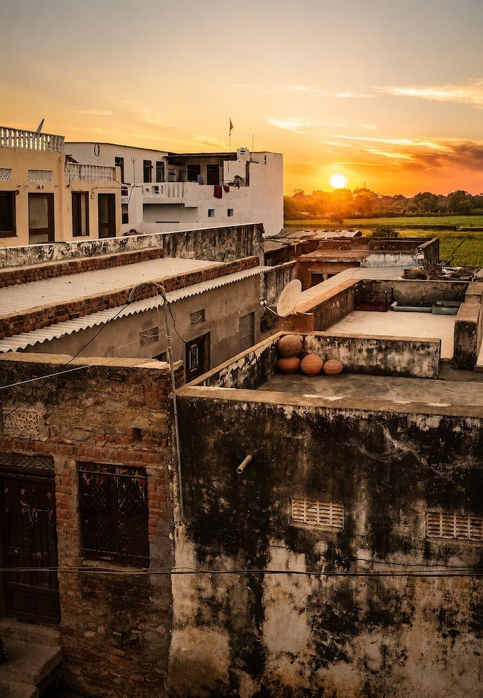 Welcomeheritage Bijayniwas Palace 6/47