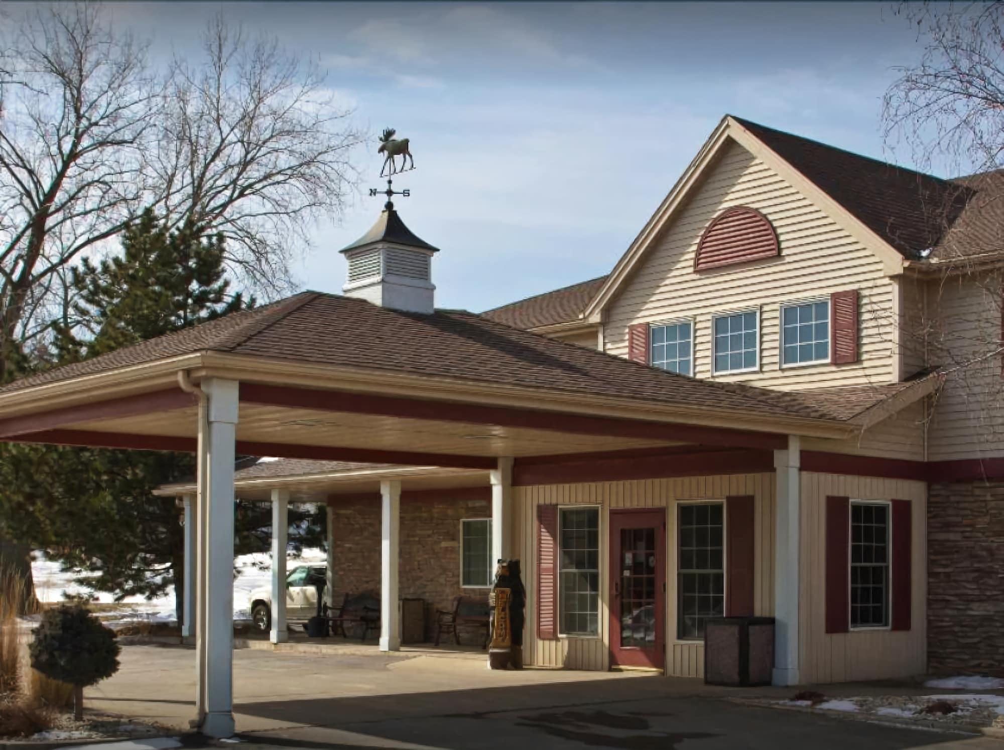 Boarders Inn & Suites by Cobblestone Hotels in Waukon 1/25
