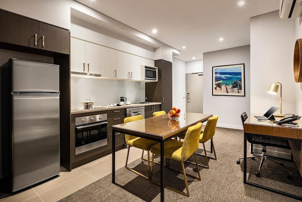 Quest East Perth 45/52
