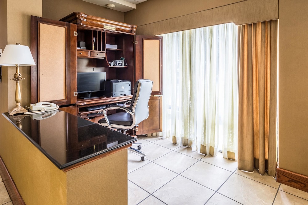 Quality Inn Union City US 51 32/53