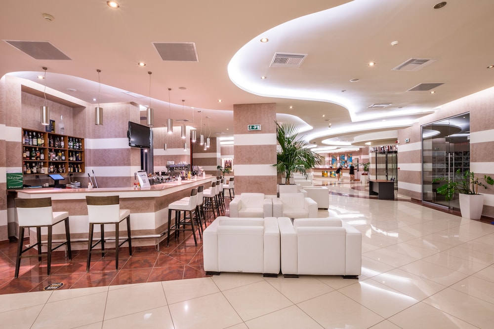 Konstantinos Palace 37/50