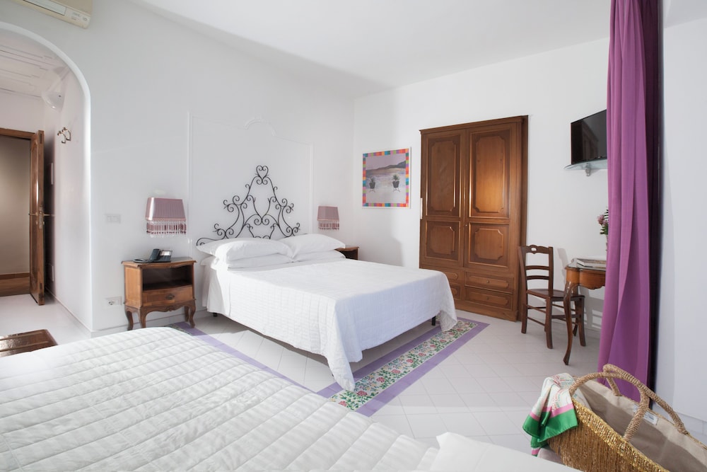 Hotel Smeraldo 17/70