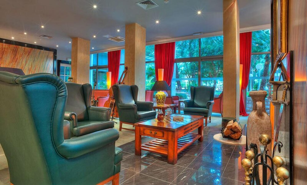 Hotel Rivijera 19/50