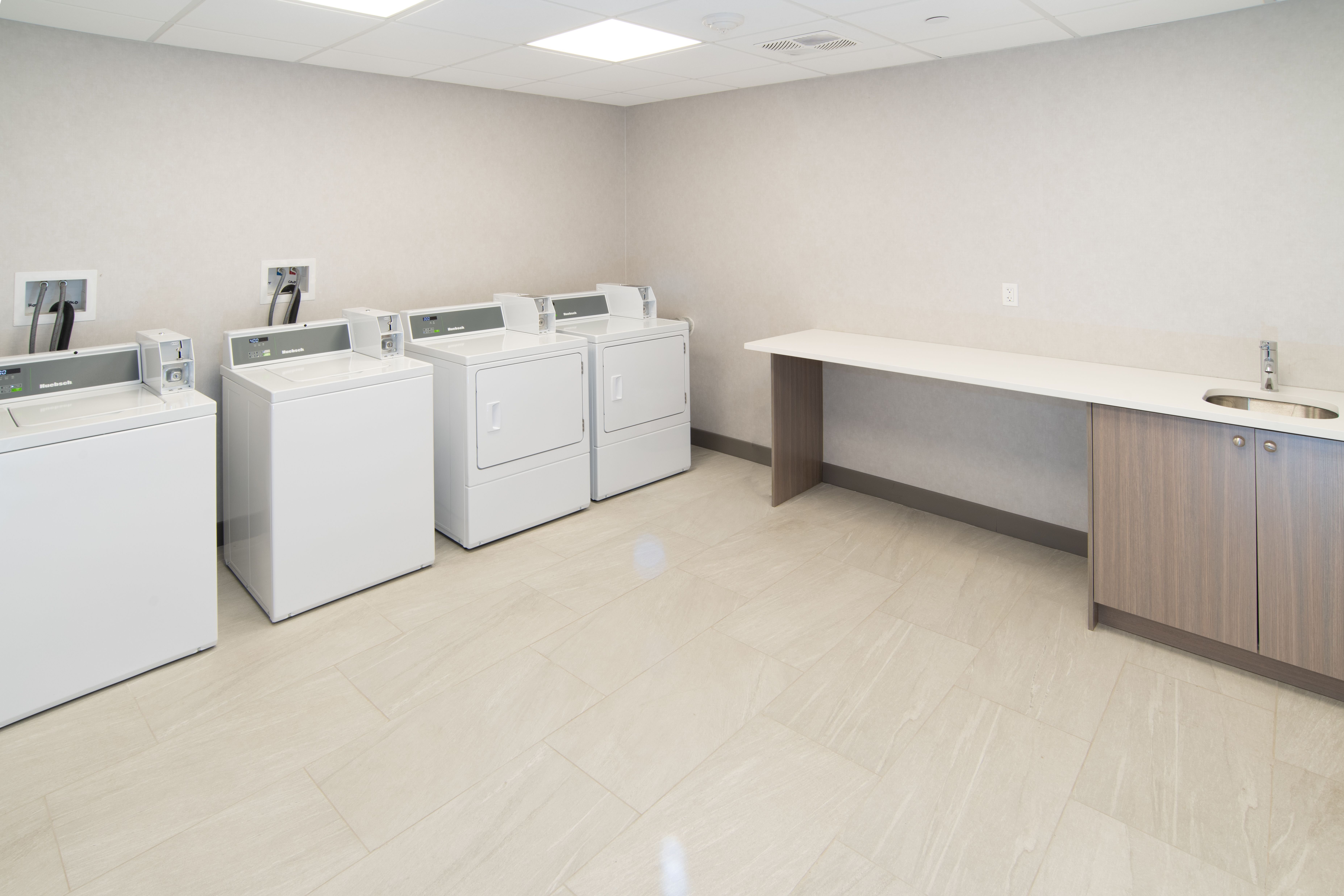 Holiday Inn Express & Suites - Moose Jaw an IHG Hotel 7/49