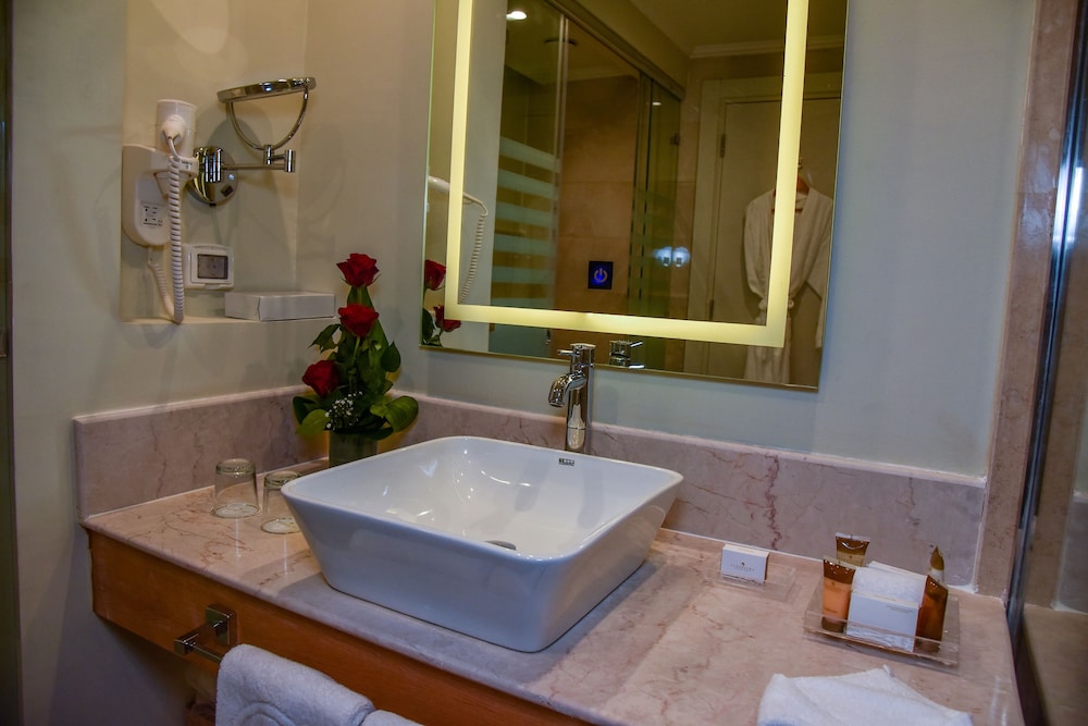 Cleopatra Luxury Resort Sharm Adults Only +16 58/58