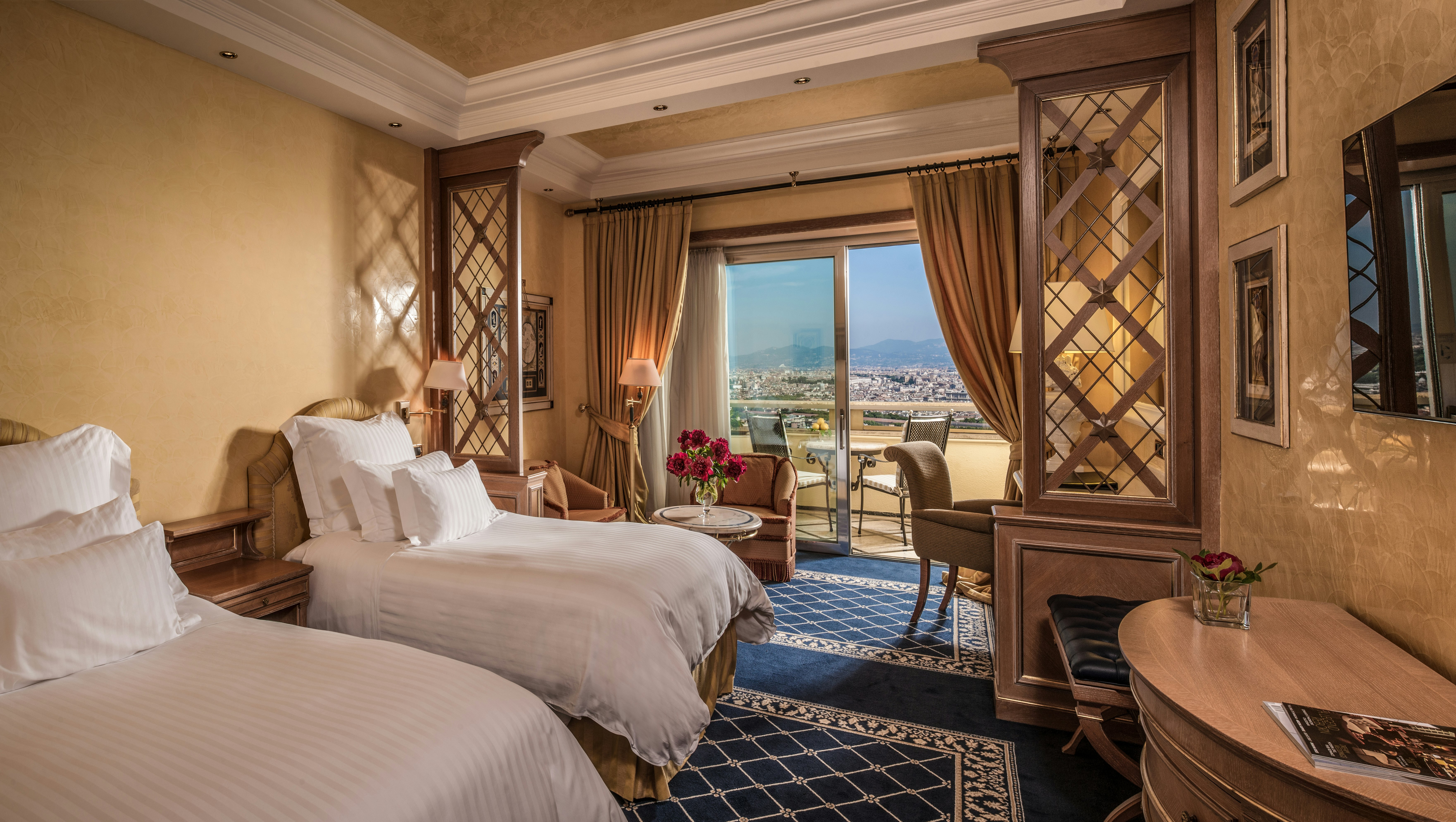 IMPERIAL, TWIN BEDS, ROME VIEW