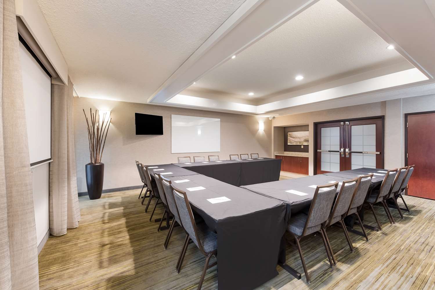 Sonesta Select Tempe Downtown 13/26