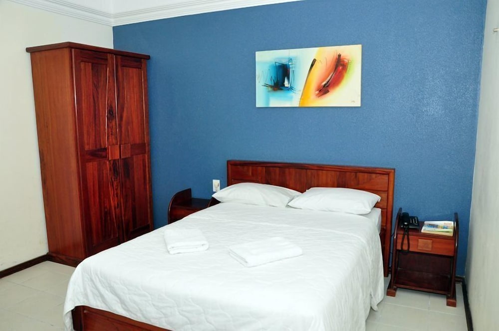 STANDARD, DOUBLE BED