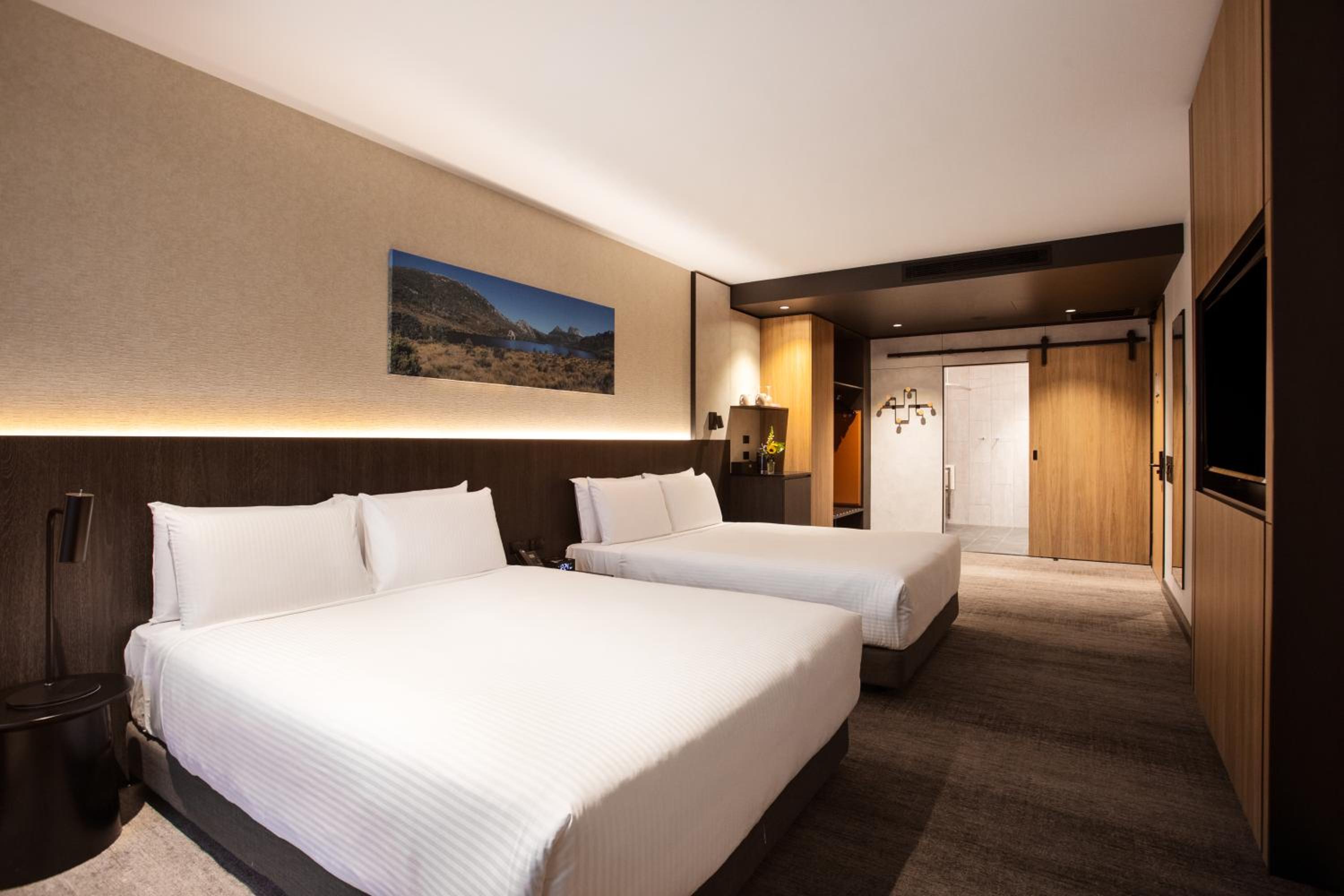 غرفة داخلية كلاسيكية بسرير كينج وسريرين كوين، Movenpick Hotel Hobart 3/8