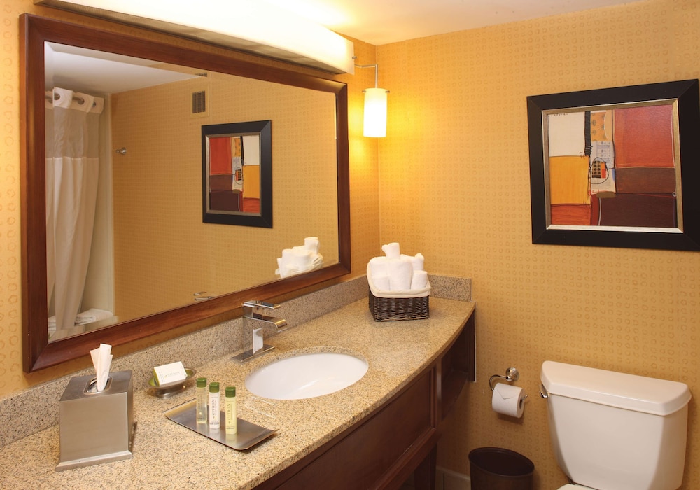 Doubletree By Hilton Hotel Oak Ridge Knoxville 22/65