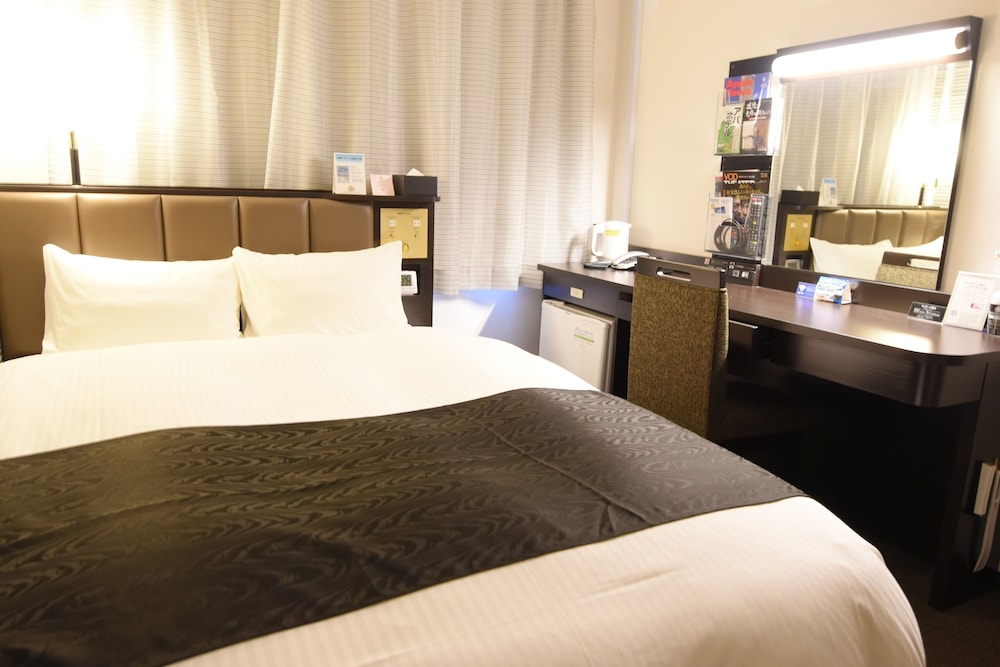 Room, Single Bed, West Wing