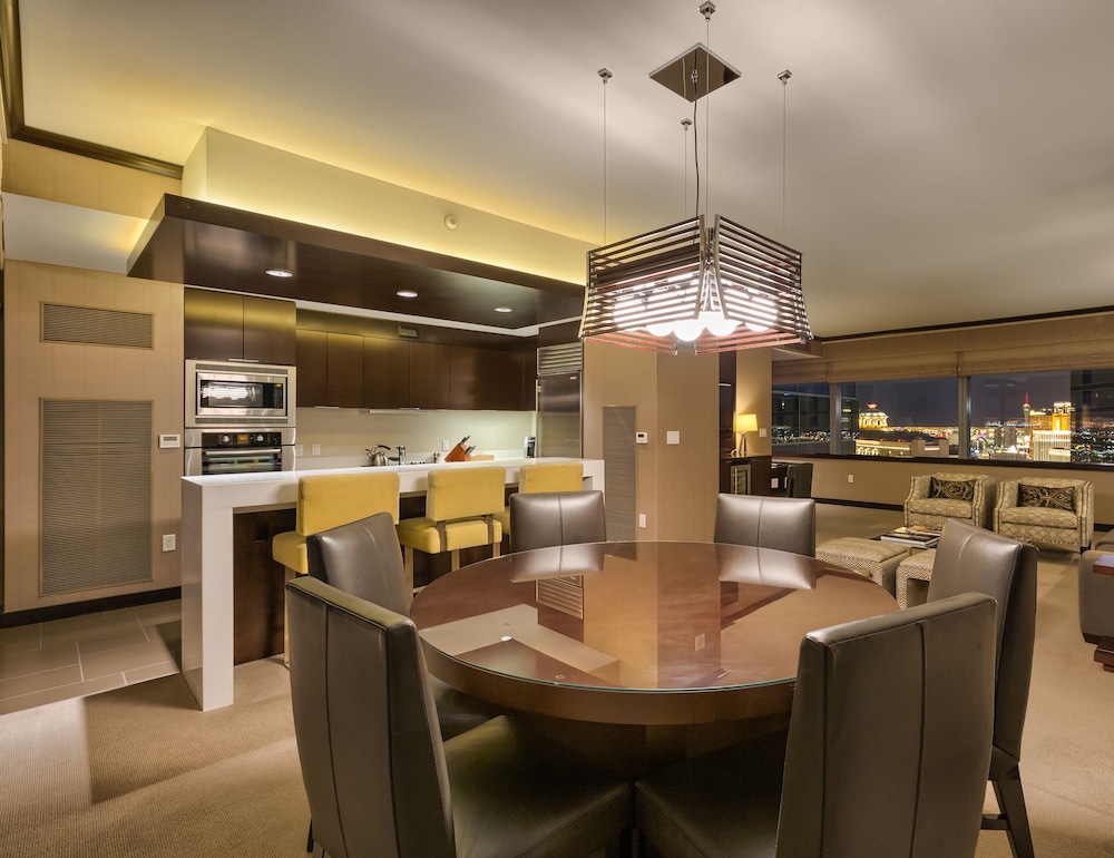 Secret Suites At Vdara 45/50