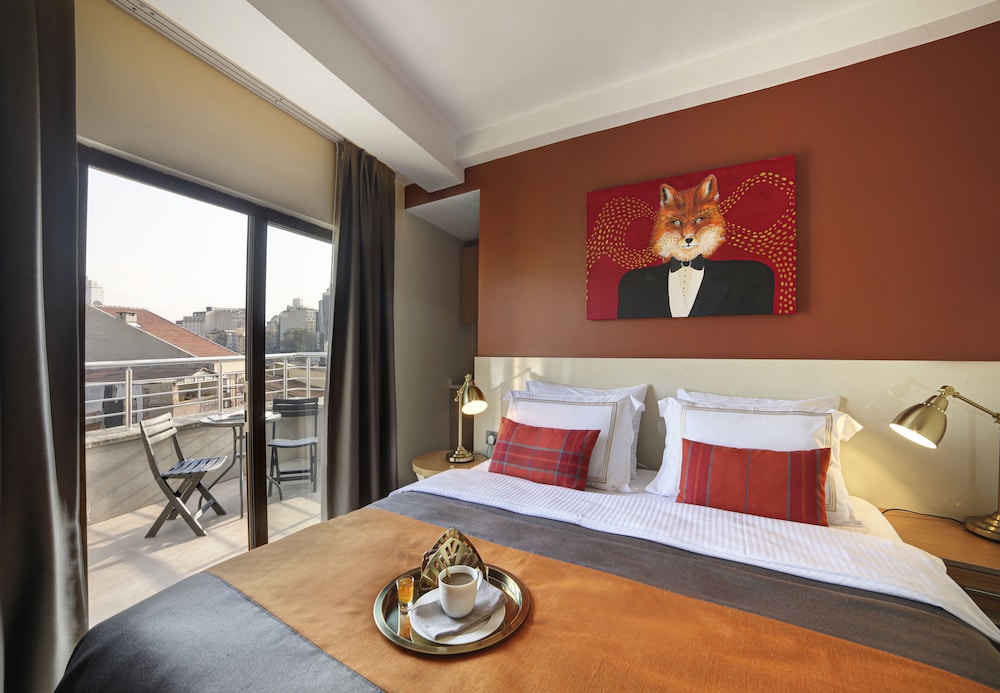 Deluxe, Terrace