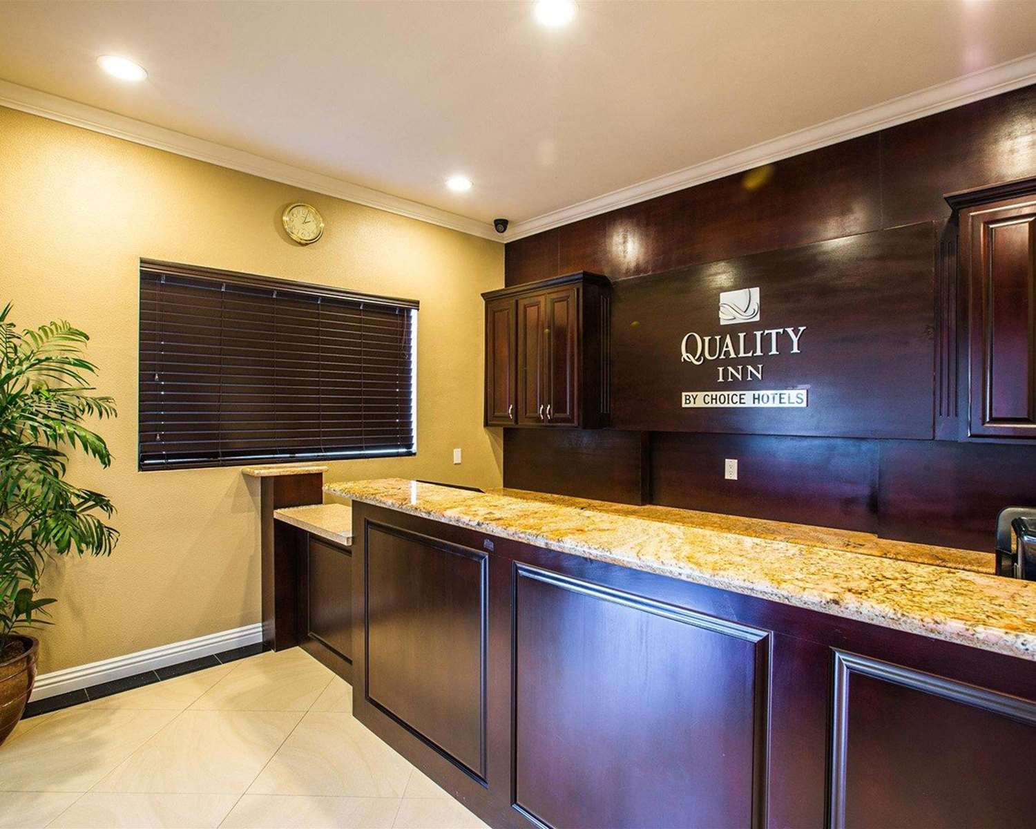 Quality Inn Downey 7/33