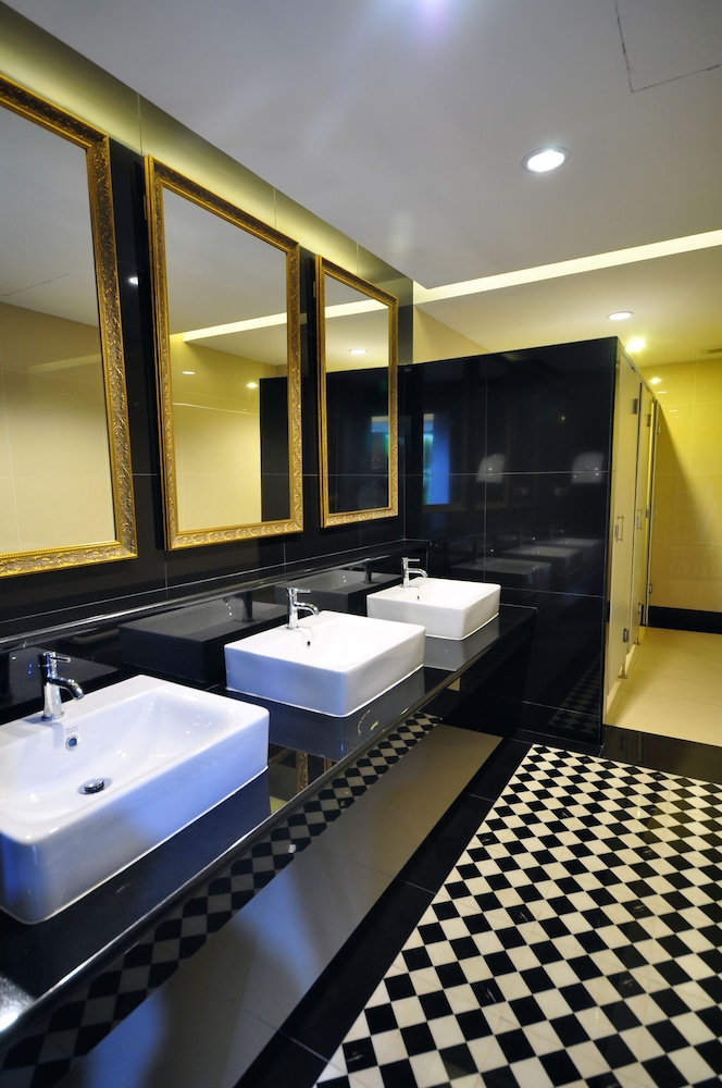 Chiangmai S P Hotel Chang Phueak 33/33