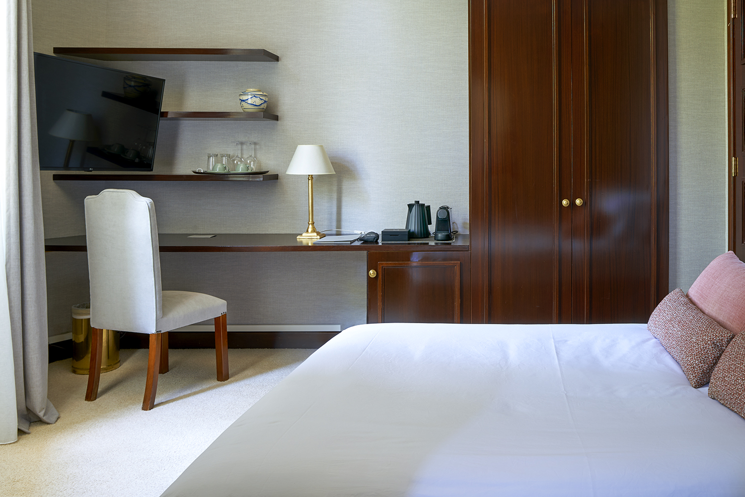 جناح بسرير مزدوج، THE KEFALARI SUITES 4/4