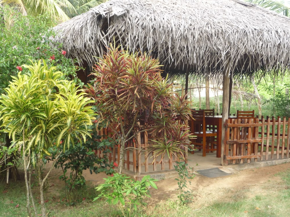 Beach Lagoon Guest House 47/50