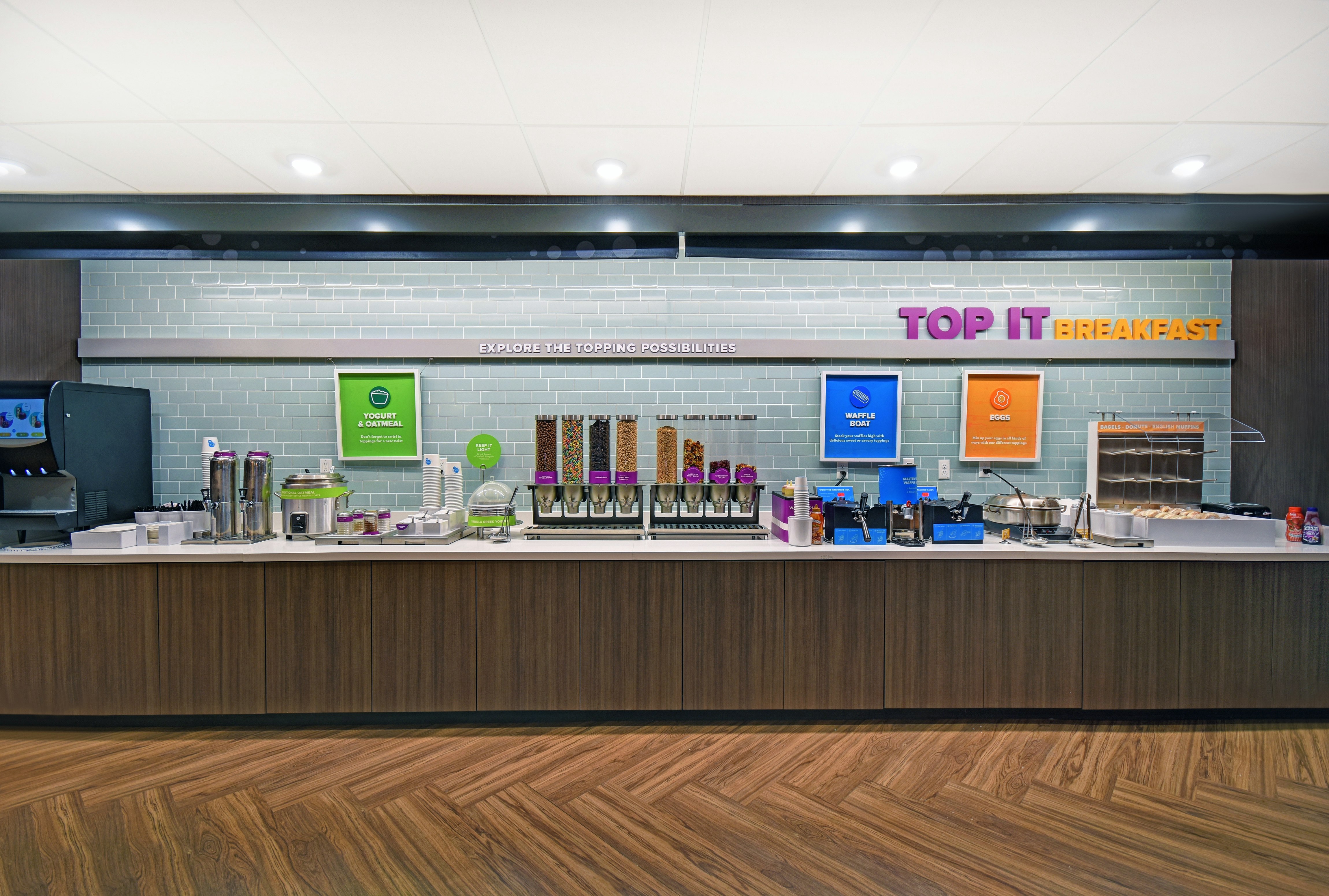 Tru By Hilton Grand Rapids Airport 15/24