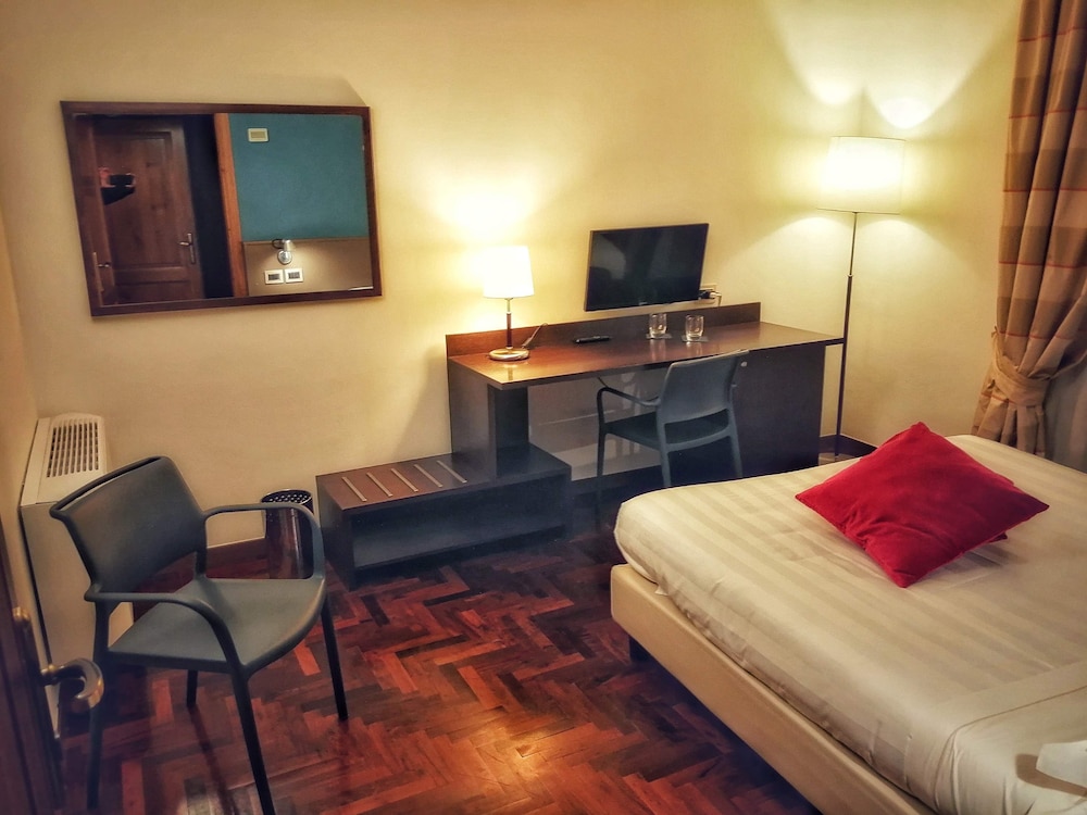 Locanda Giustini 16/46