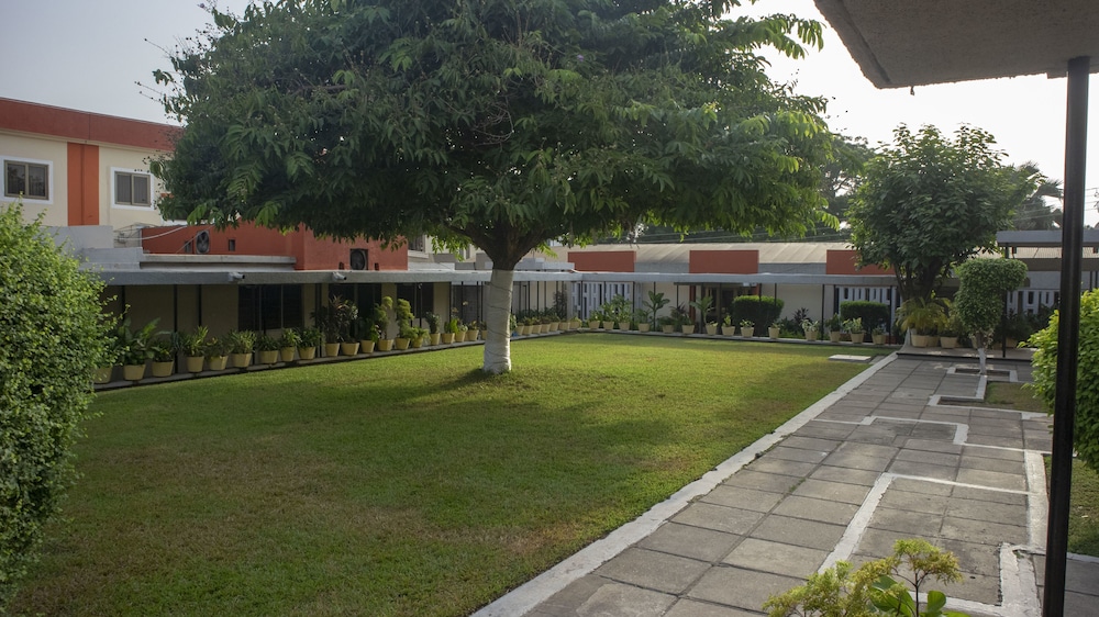 Ssnit Guest House 23/37