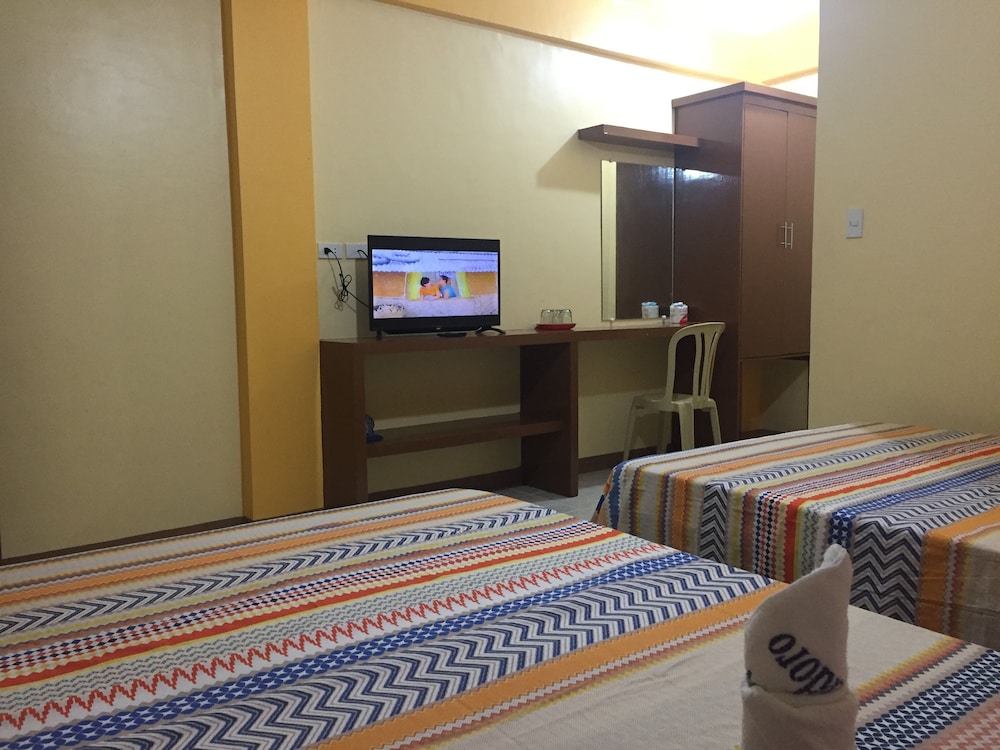 White Beach Hotel Bar And Restaurant 30/90