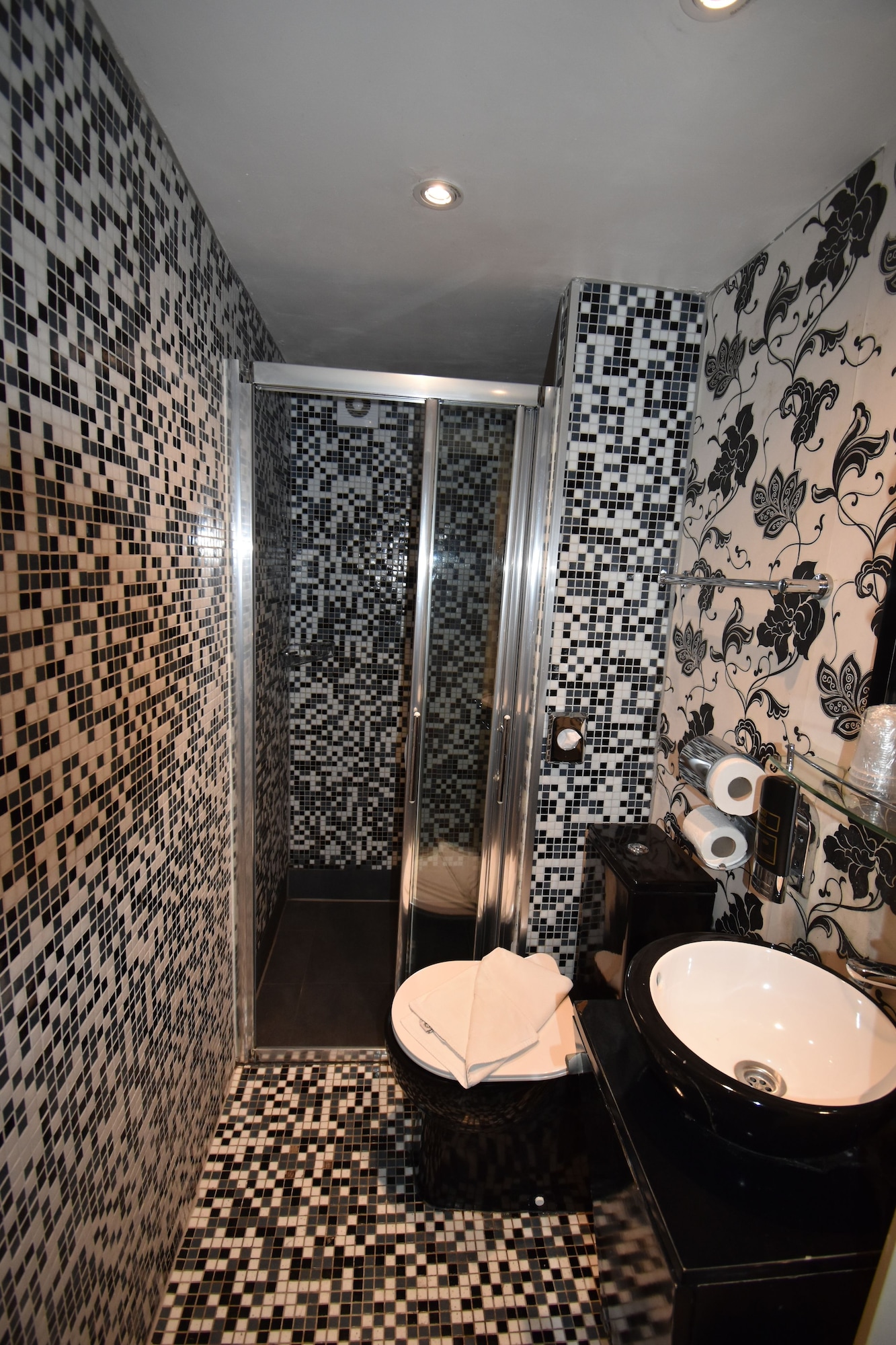 ROOM, TRIPLE, 3 BEDS
