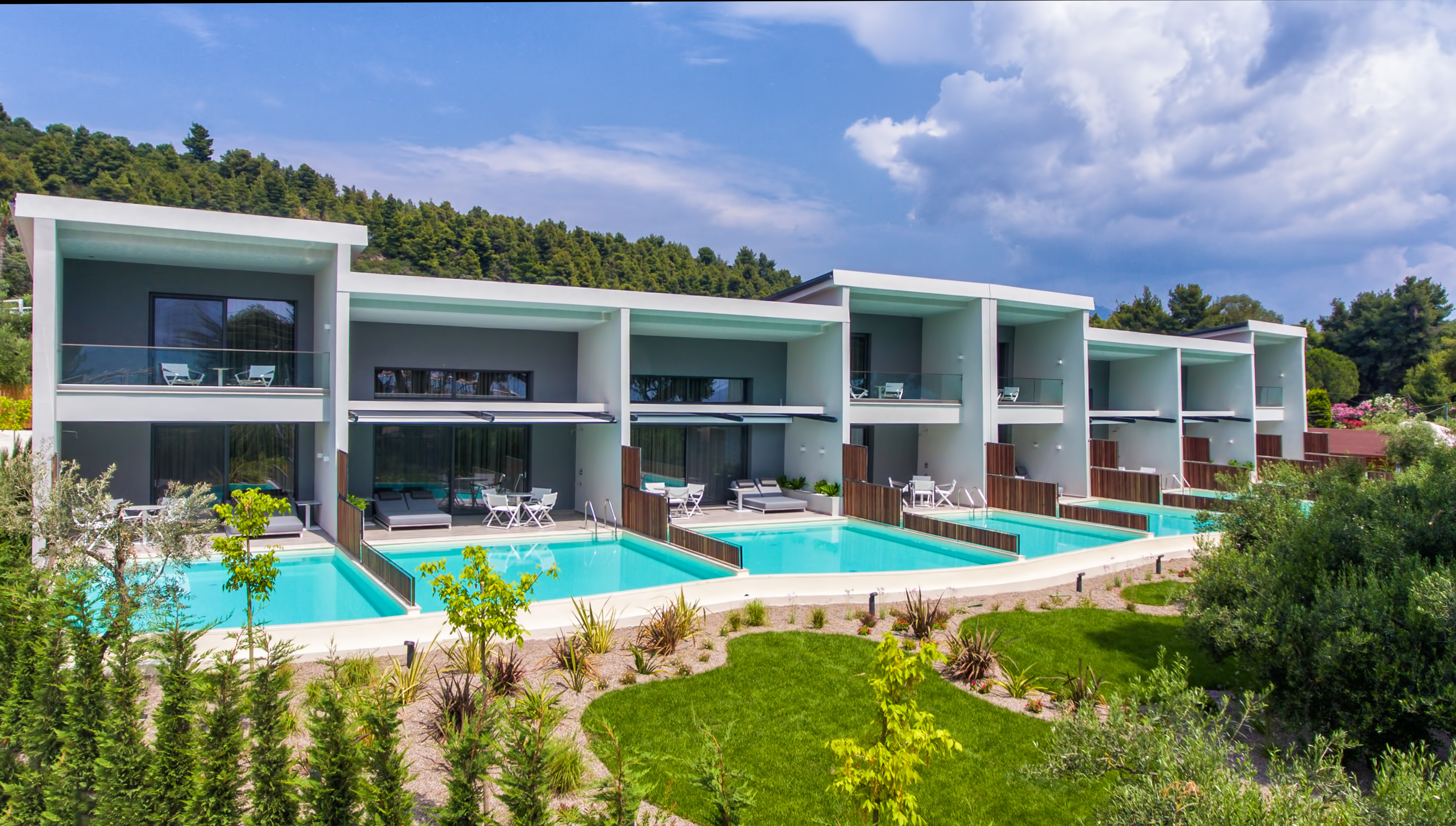 Lagomandra Beach Hotel and Suites 5/71
