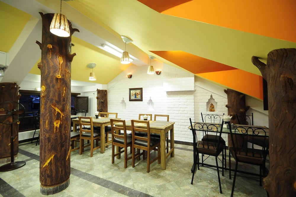 Siddhi Home & Restaurant 42/45