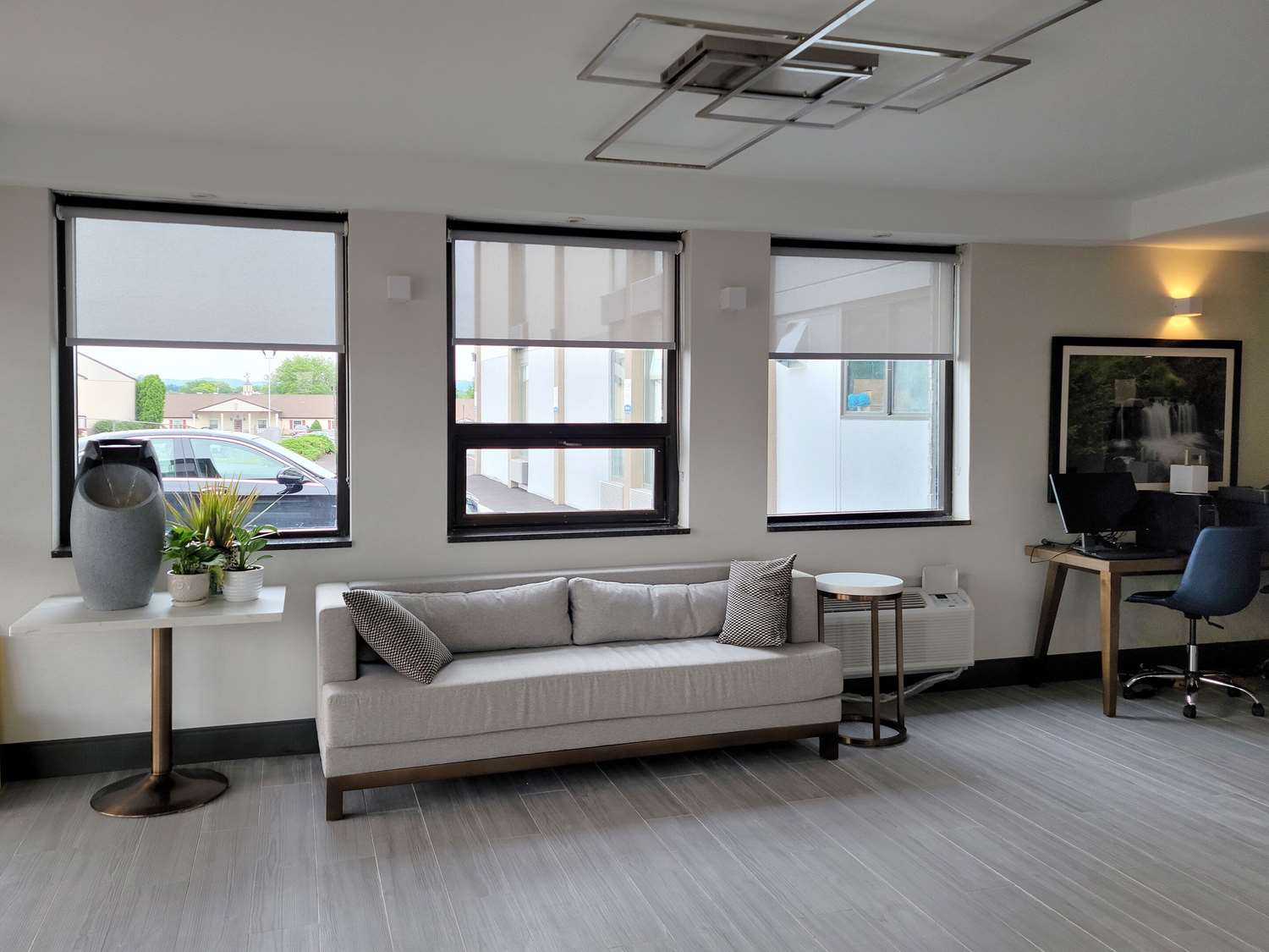 Comfort Inn & Suites Wyomissing/Reading 13/17