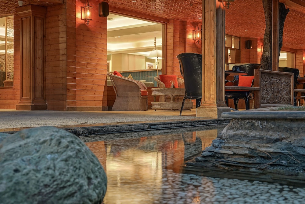Radisson Golf Resort Pahalgam 31/61