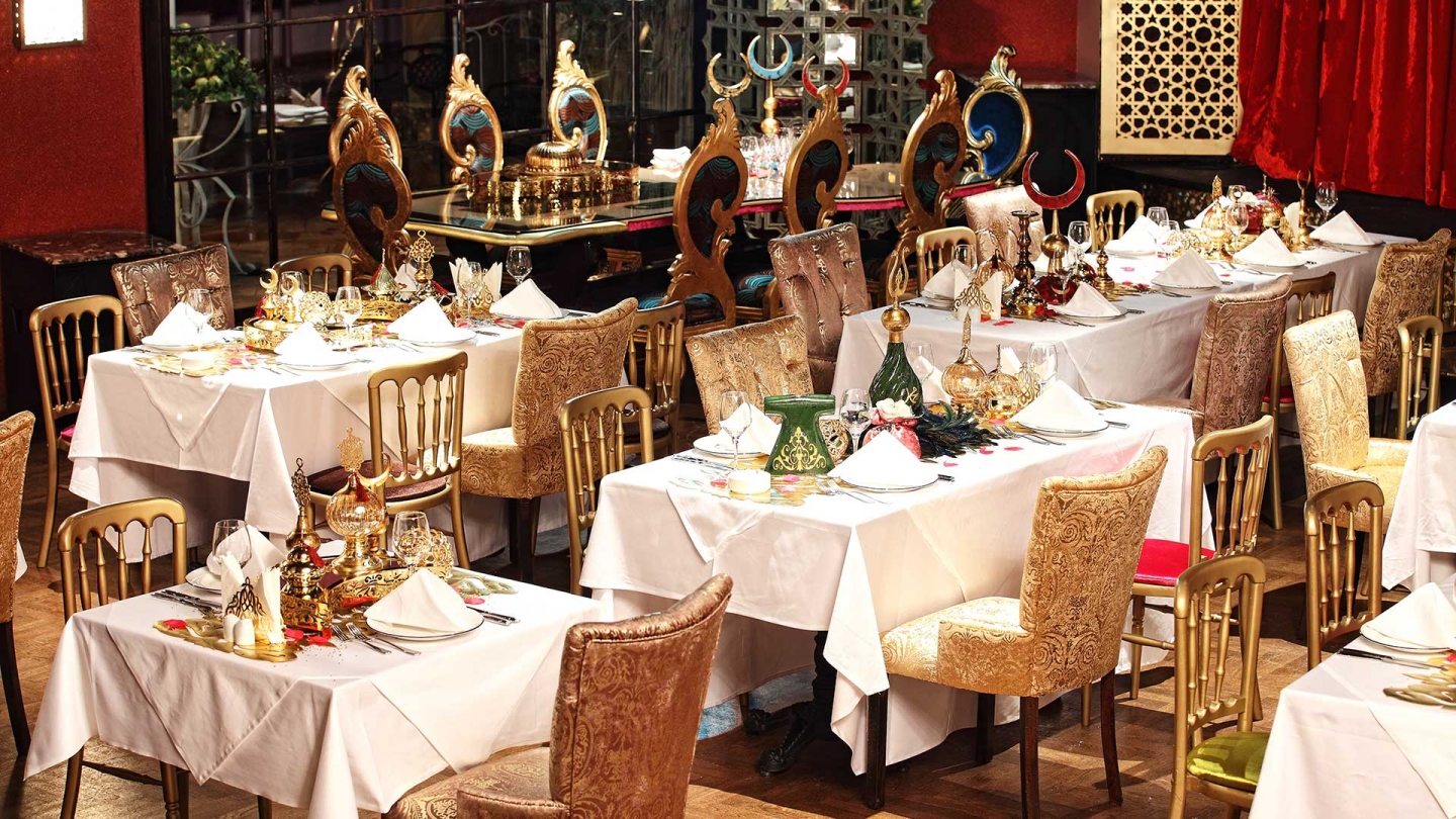 restaurant cafeteria