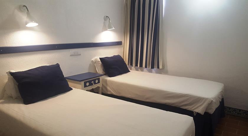2 BEDROOMS, APARTMENT, SEA VIEW